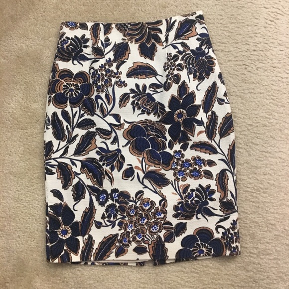 Ann Taylor floral navy & brown pencil skirt 0 NWOT - Picture 4 of 8